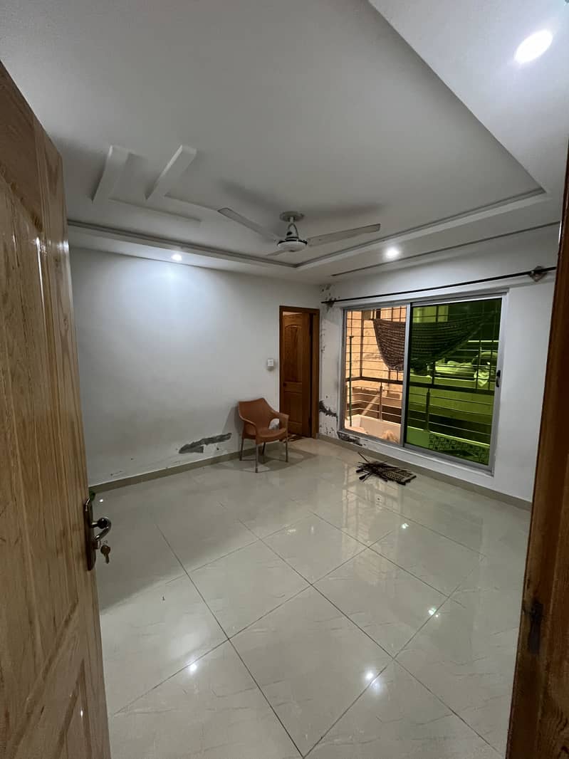 3 Bedrooms Apartment For Sale 8