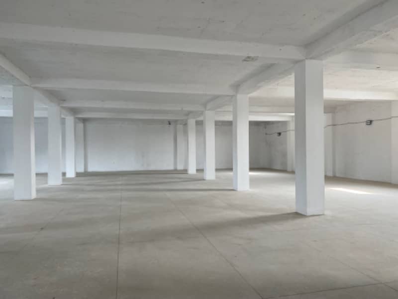 18000 Square Feet 4th Floor Factory For Rent 1