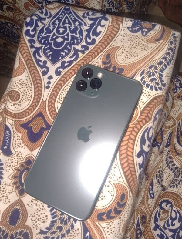 iphone 11 pro 4 64GB 1