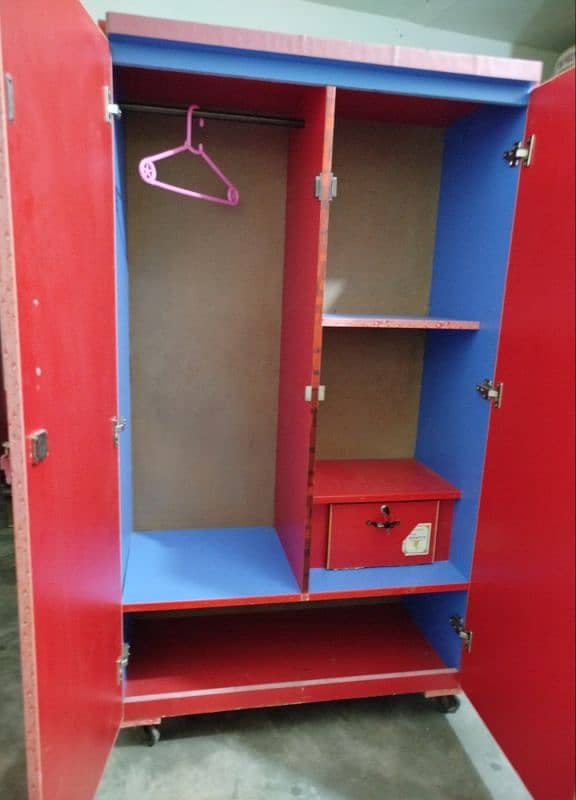 Almari For Sale (Cupboard/Wardrobe) 1