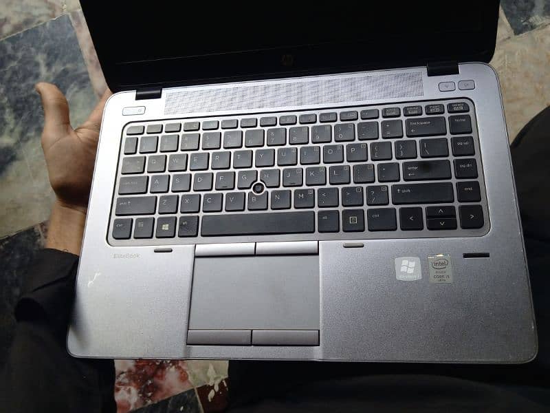 Hp Laptop 4