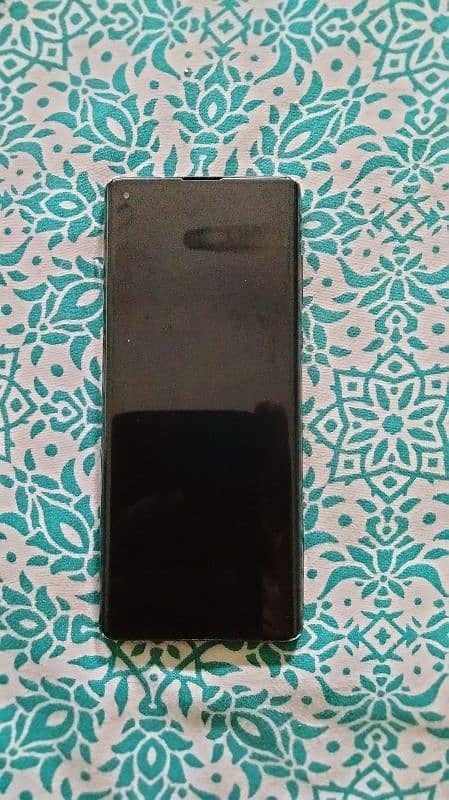 Motorola Edge Plus 1