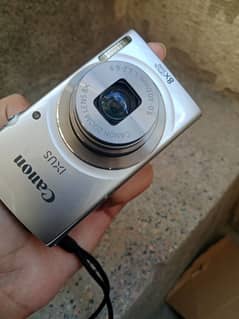 canon camera IXUS 145