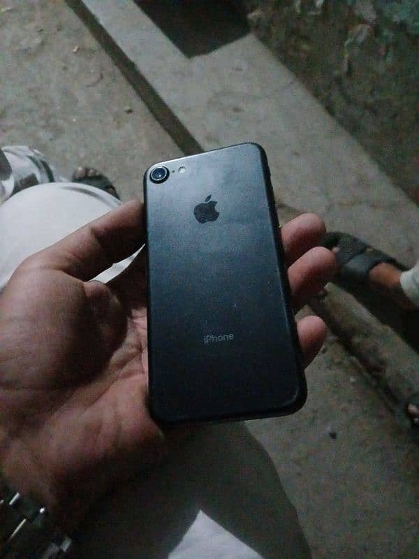 iphone 7 non pta 255 gb call me 03240091705 4