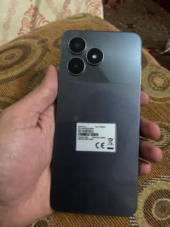 Realme Note 50