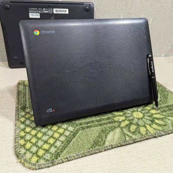 ctl Chromebook j2 for sale 1