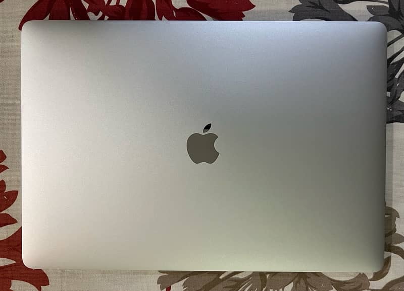 Macbook Pro 2019 15 inch 2