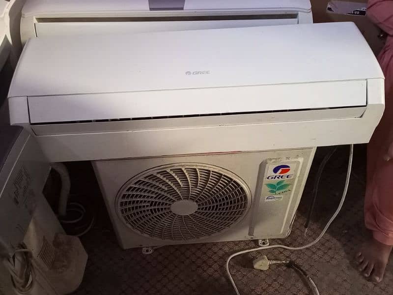 split ac 1tan dc inveter 1.5 tan 2