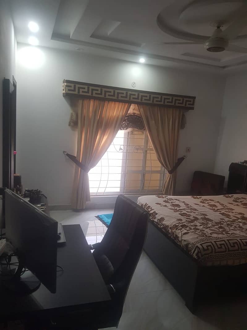 1 KANAL 1.5 YEARS OLD BUT IN VERY CONDITION HOUSE IN TIP PHASE 2 HOUSING SOCIETY IS AVAILABLE FOR SALE 37