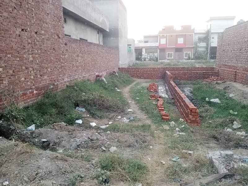 5 Marla plot for sale. demand 35 lack. location main ferozepur road kahna stop Lahore 2