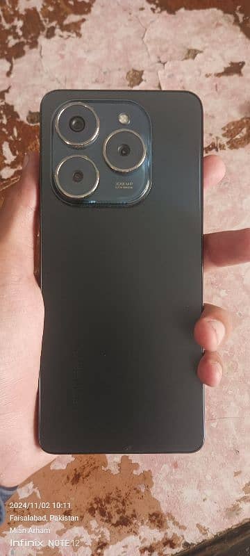 Techno Spark 20 Pro 0