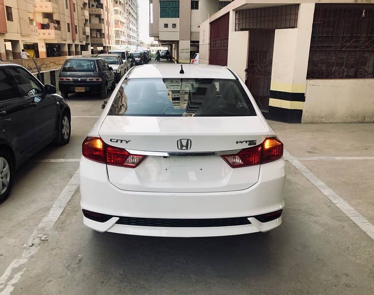 Honda City IVTEC CVT 1.2 Automatic 9