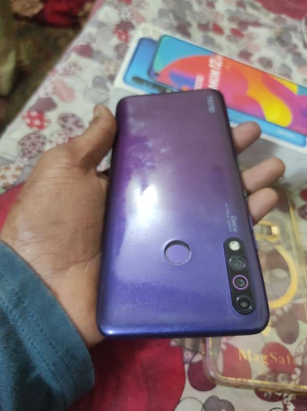 tecno camon 12air 1