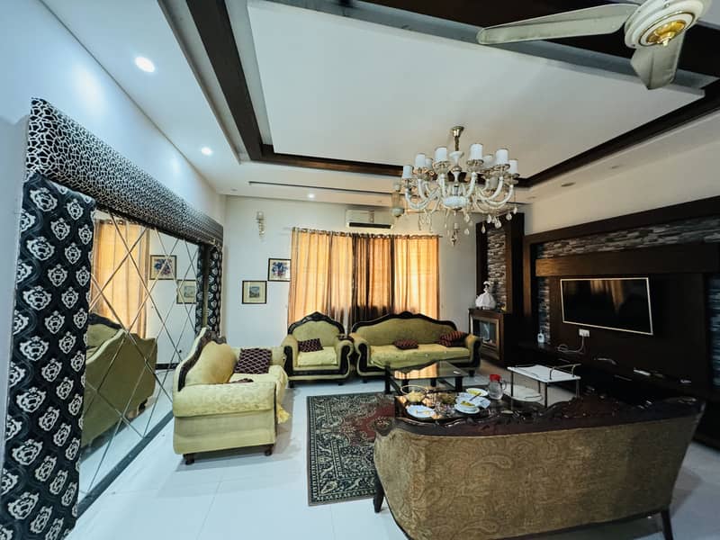 One Kanal Ultra Classic Architect Designer Use House For Sale In Bahria Town Lahore 1