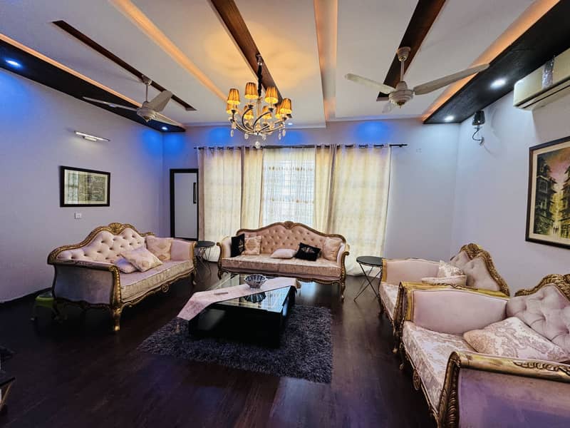 One Kanal Ultra Classic Architect Designer Use House For Sale In Bahria Town Lahore 8