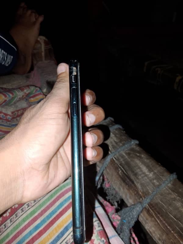 iphone xr 10/9 condtion 64 gb battery 84 original 0