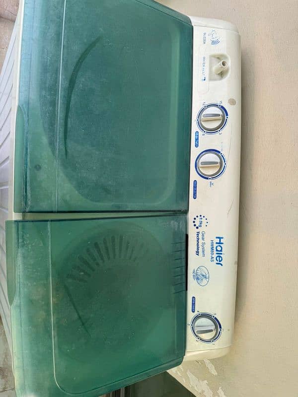 Haier semi Automatic washing + spiner, 1