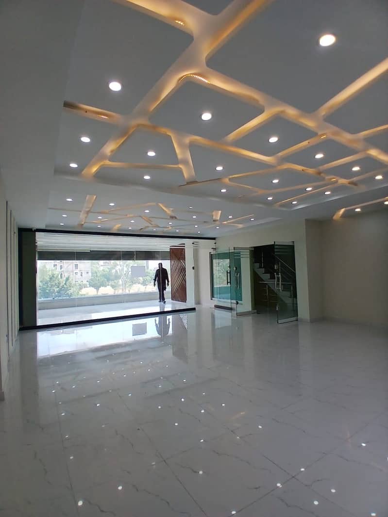 5 Marla Commercial 1stFloor For Rent Bahria Town Lahore 0