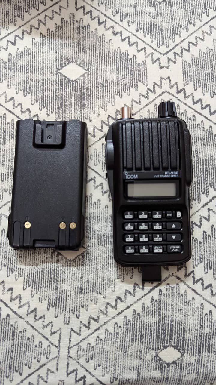 Walkie Talkie | Icom | V80e | Wireless | Two Way Radio 4