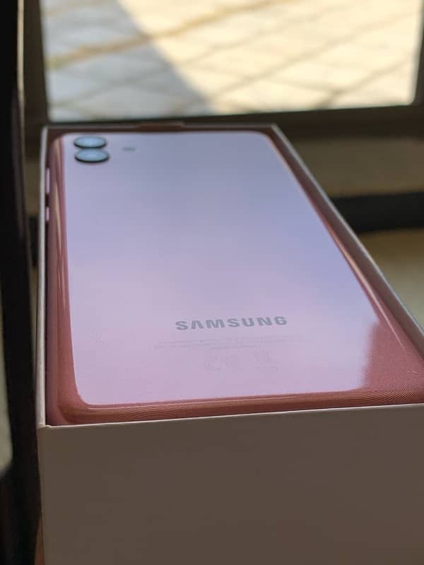 Samsung A04 4