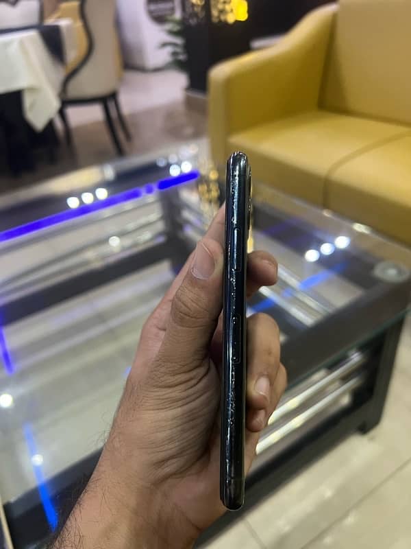 iPhone 11pro 1