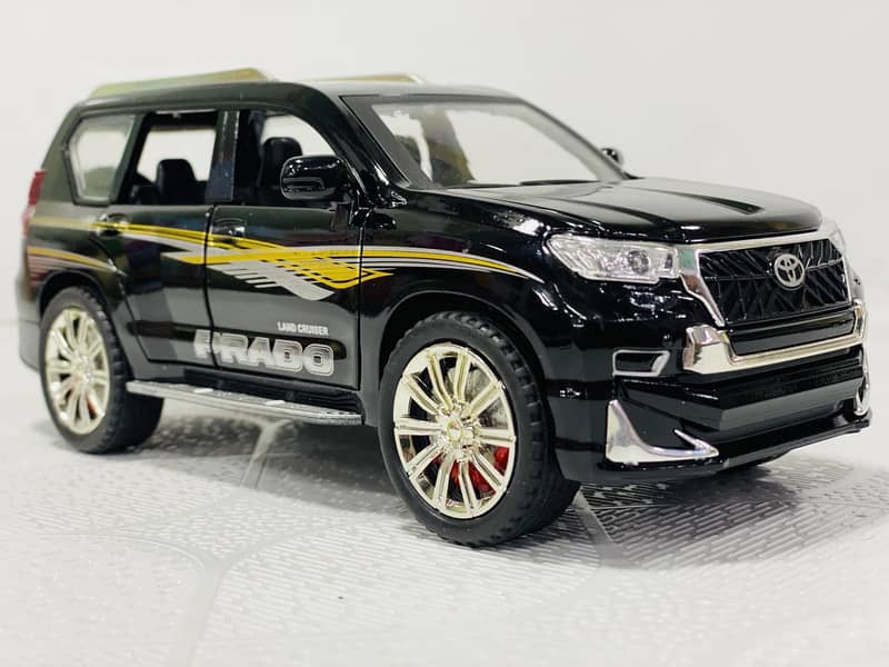 Toyota Land Cruiser Prado Diecast model cars 1:24 Scal 5