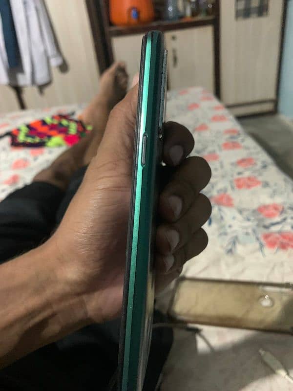 realme 5i 5