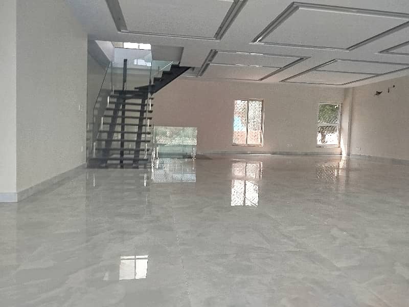 12 marla commercial First floor for rent i 10