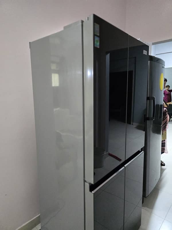 Signature Fridge and Freezer 5