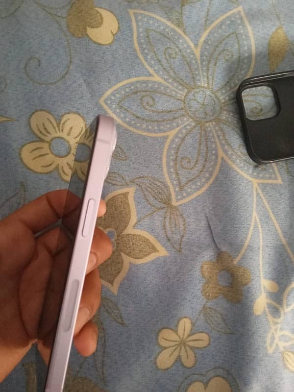 iphone 14 For sale only 2 months used 3