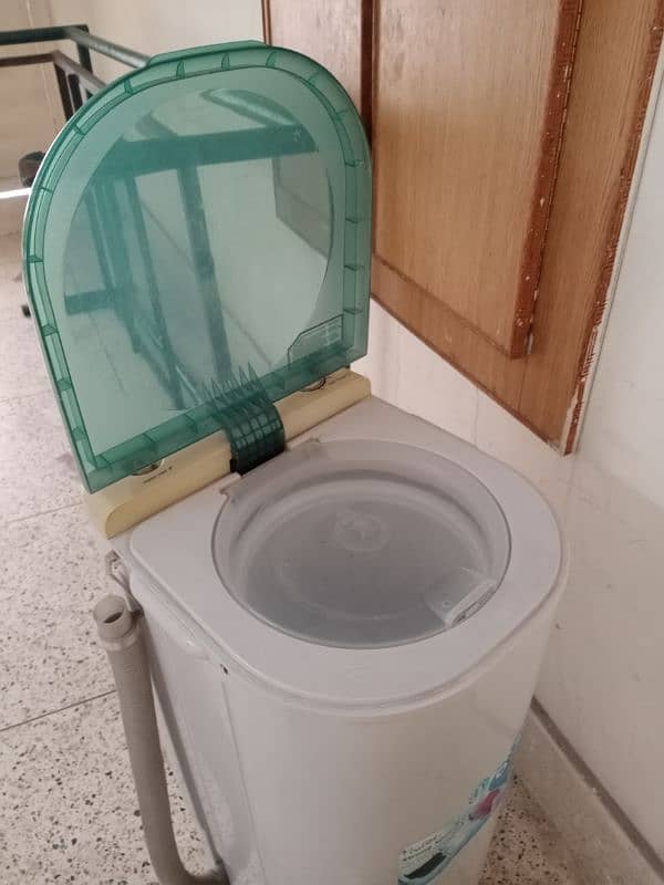 Used Washing Machine & Dryer for Sale – Good Condition 2