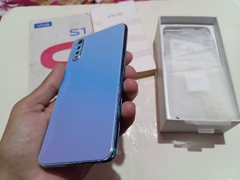 Vivo S1 4/128 with Box 5