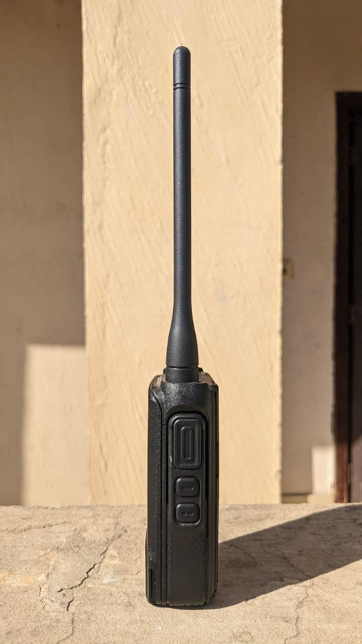 Walkie talkie ,Motorola, kenwood | Wirless Set |Motrola V168 pro 2