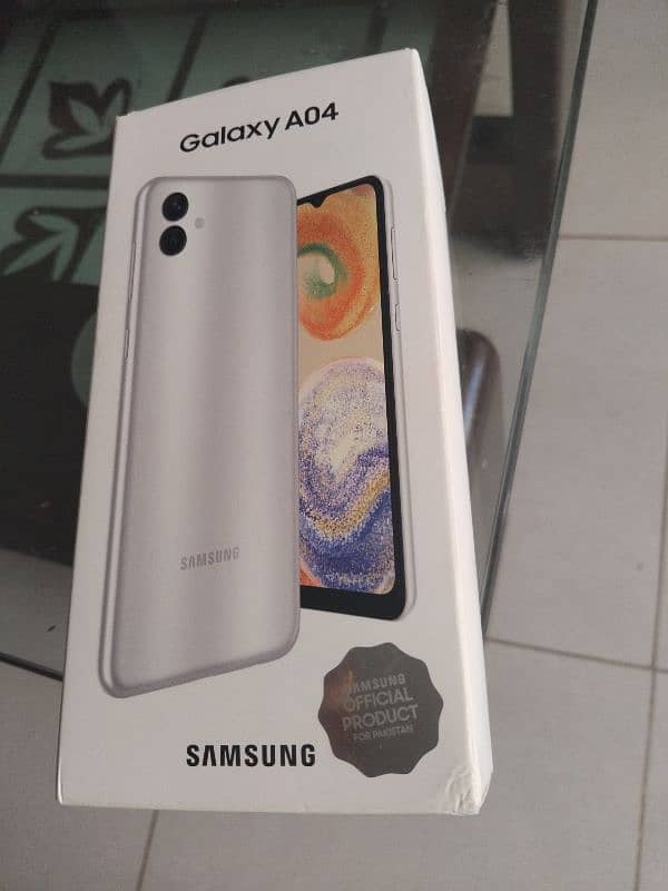 SAMSUNG A04 4GB 64 GB 3