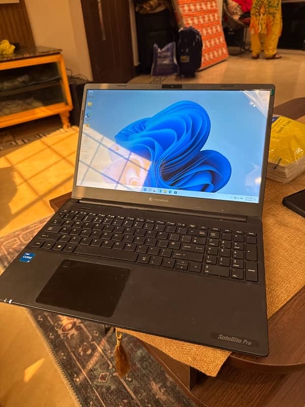 Dynabook Satellite Pro L50-J-109 0