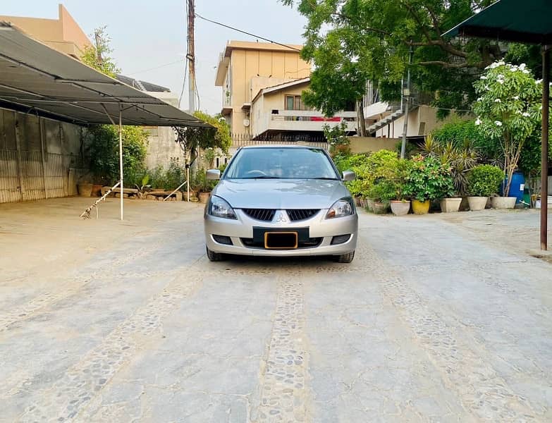 Mitsubishi Lancer 1.6 GLX MT 2004 Model First hand 0