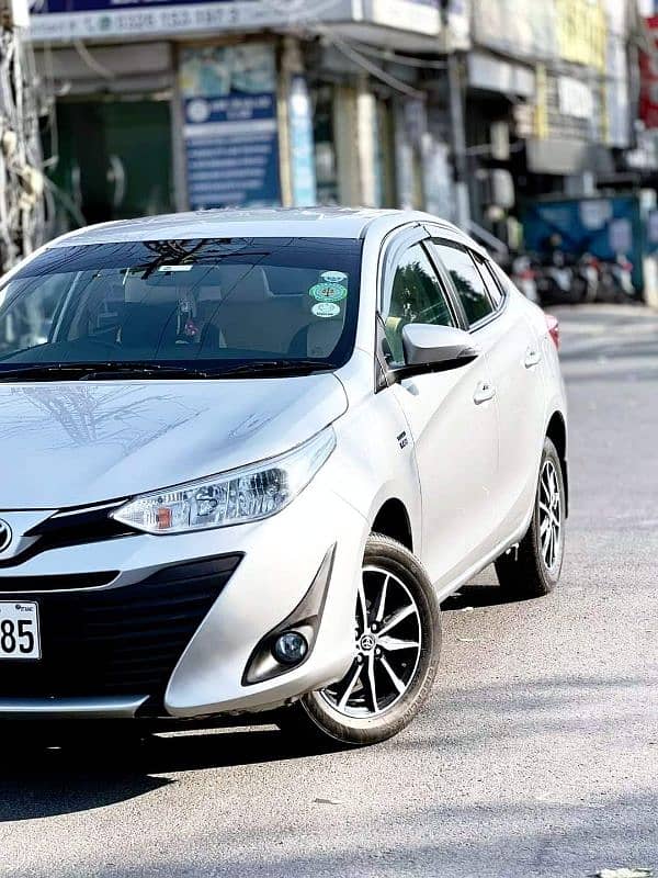 Toyota Yaris 2020 1