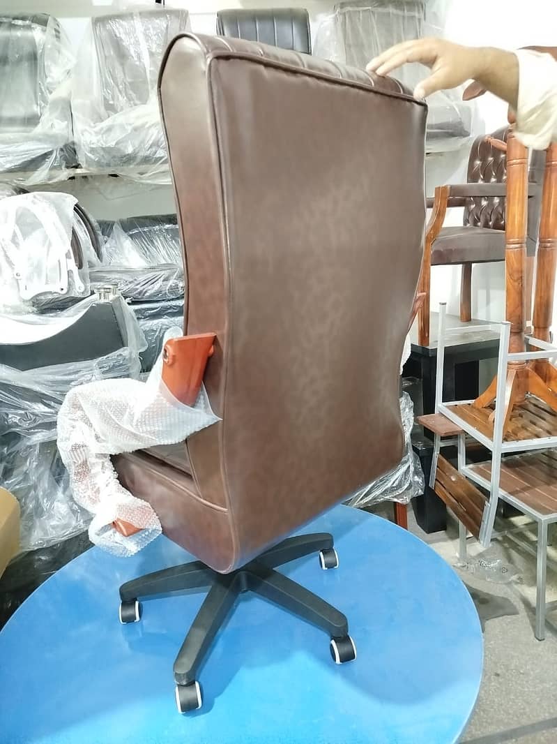 VIP Boss Chair  / Chair / Revolving chair  / Office chair / Ceo chair 1