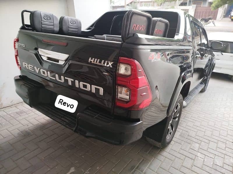 Toyota Hilux Revo 2021 6