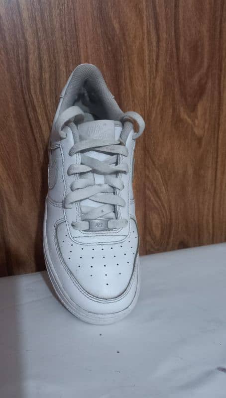 NIKE AF1 TRIPLE WHITE. 4