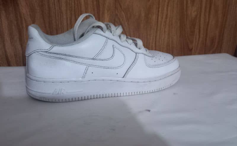 NIKE AF1 TRIPLE WHITE. 5