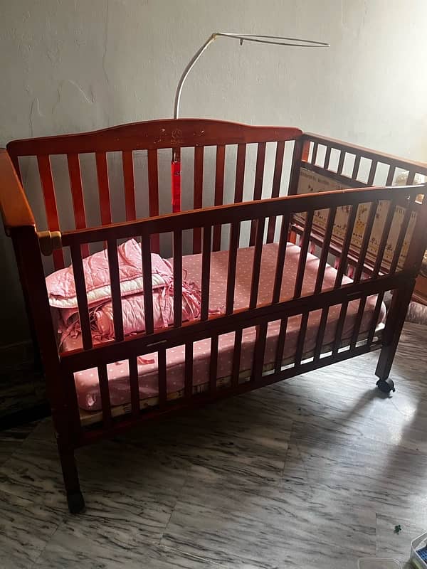 Wooden baby cot 3