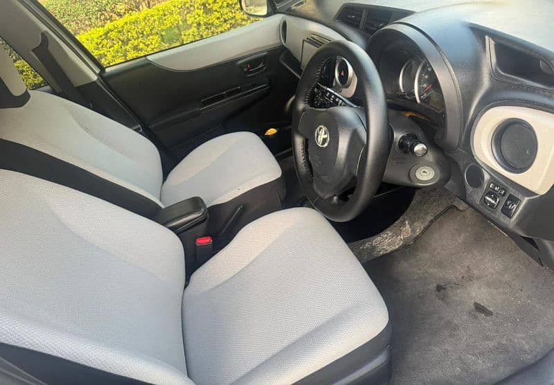 Toyota Vitz 2012 URGENT SALE 10