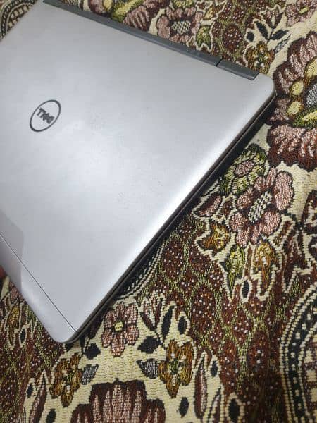 Dell core i7 4rth generation 1