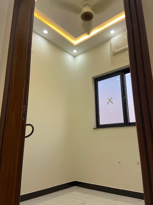 5 Marla Modern Beautiful House For Sale In D Block DHA Phase 6 Lahore 18