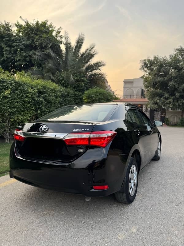 Toyota Corolla XLI 2018 3