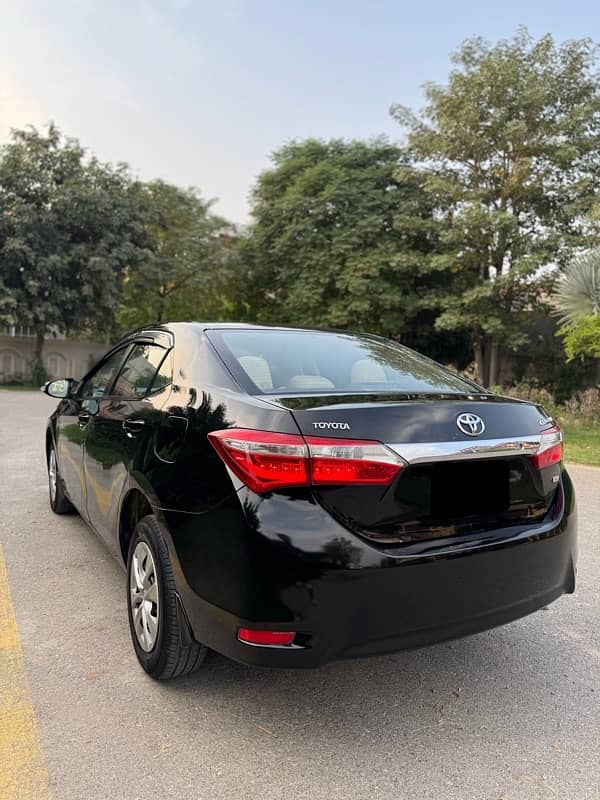 Toyota Corolla XLI 2018 4