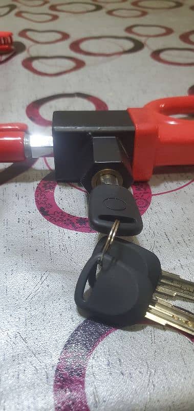 Anti-theft Car Handle lock in 10/10 condition 0