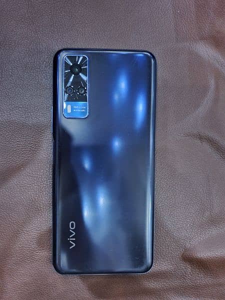 vivo y51s titanium sapphire pta approved neat and clean condition 3