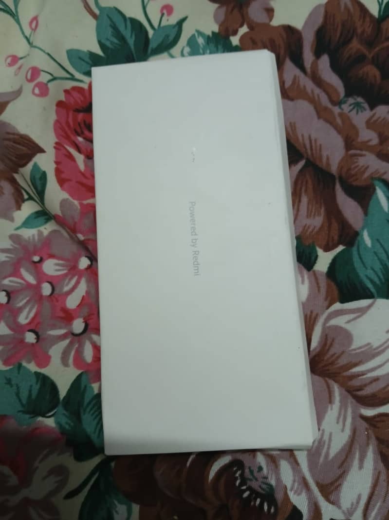 Redmi 10 8'124, 6 months old with box 4